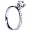 Anel de ouro branco 19K com diamantes